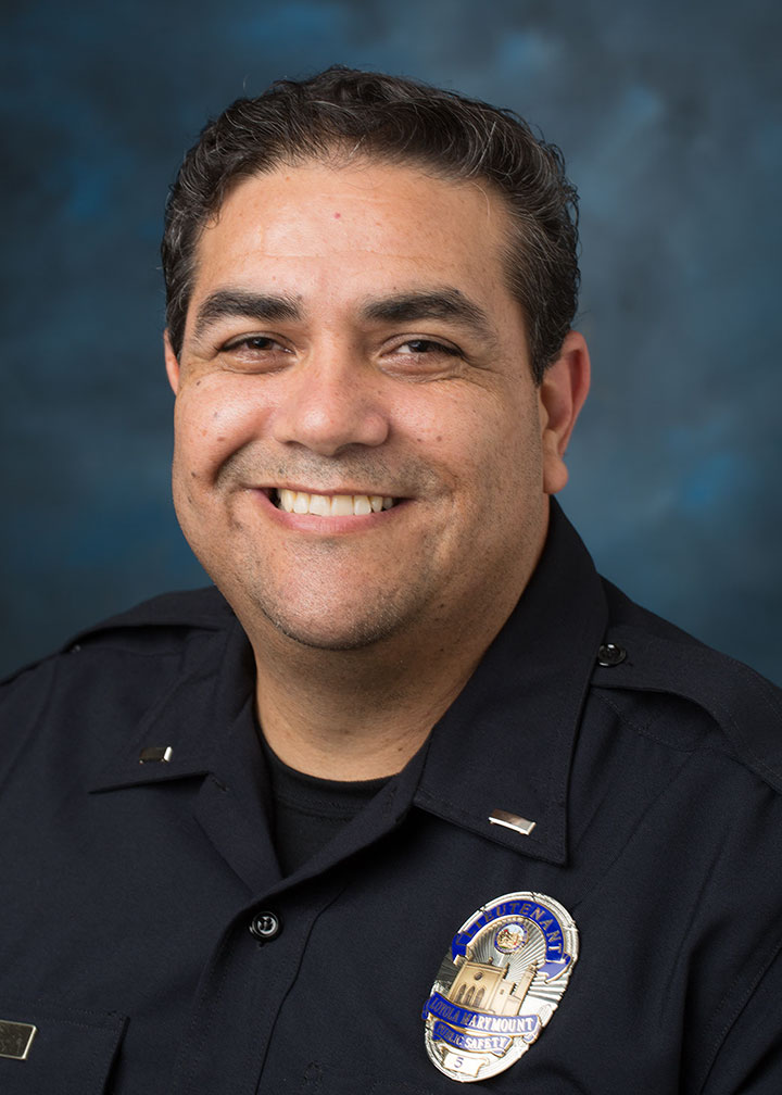 Javier Leal